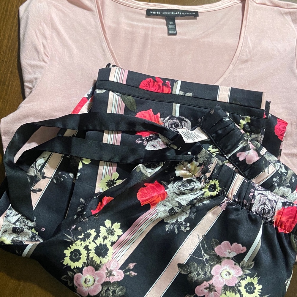 Victoria's Secret Pink and Black Stripe/Floral Print Women's Pajama Set, size XS